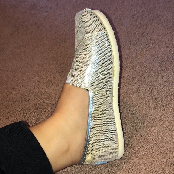 TOMS Silver Glitters Slip On Shoes - Picture 8 of 8